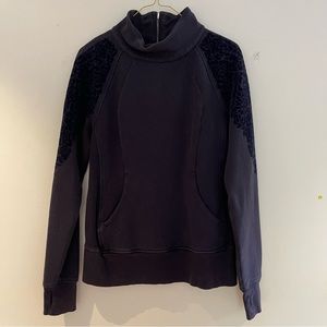 Lululemon sweatshirt